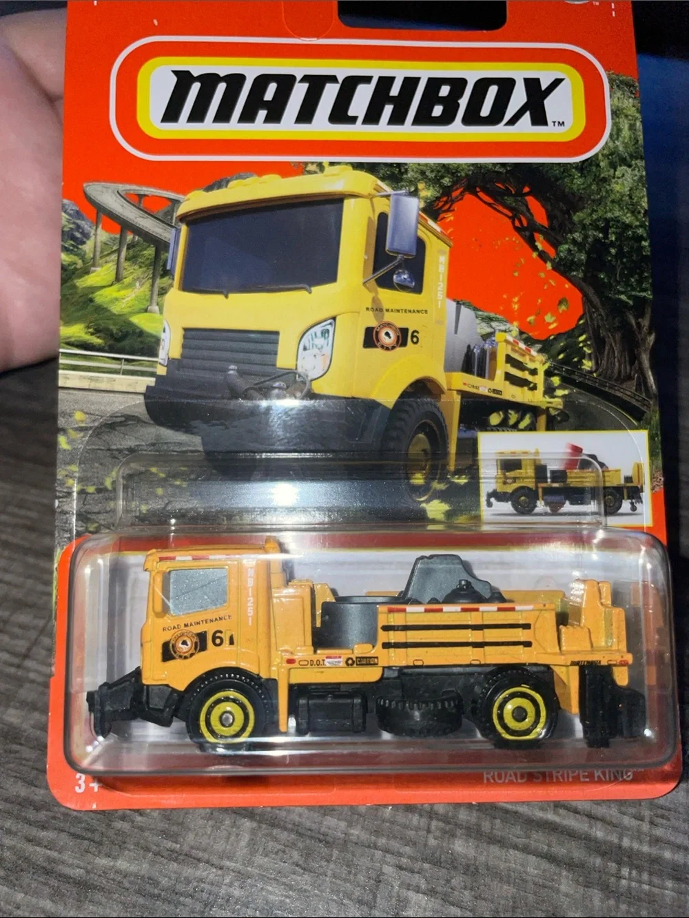 Matchbox Road Stripe King Toy Truck - Matchbox Yellow Utility Truck